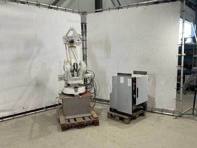 Abb - 26-50035 - 2006 - irb 260 m2004 - industriële verpakkings robot - afbeelding 8 van  17