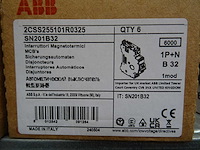 Abb - 2css255101r0325 - aardlekschakelaar (60x) - afbeelding 2 van  2