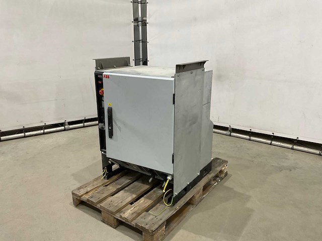 Abb - 3e1c - 2006 - irc5 m2004 - besturingssysteem - afbeelding 1 van  8