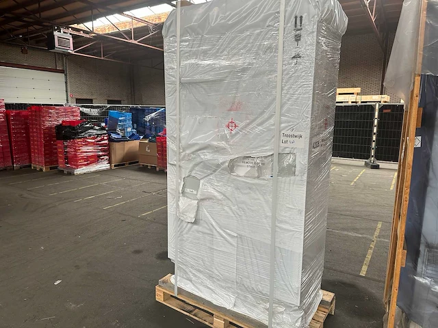 Abb - acs800-17-0320-5+c164+g300+k454+l501+l504+l509+m602+p902+p904+r708 - industriële frequentieregelaar/omvormerkast 1x 250 kw - afbeelding 1 van  4