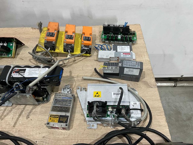 Abb - elektrische onderdelen - afbeelding 6 van  9