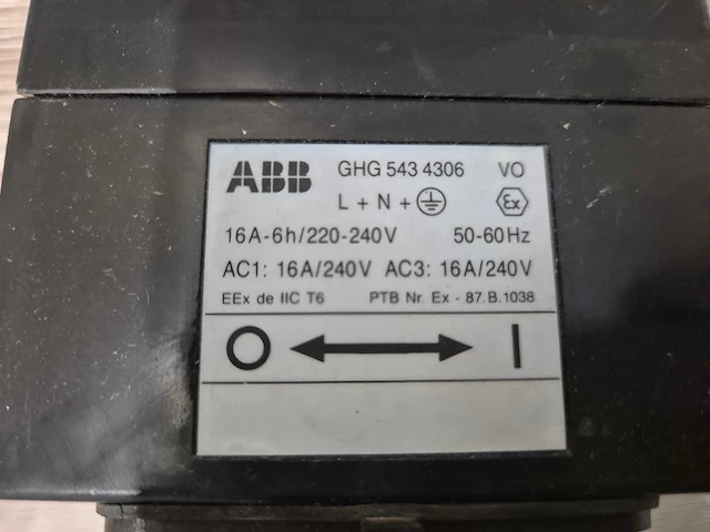 Abb - ghg 543 4306 wand contactdoos (3x) - afbeelding 2 van  3