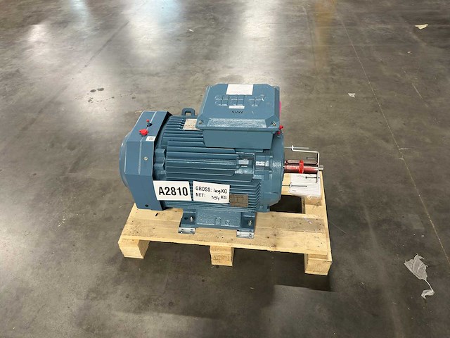 Abb - m3bp 225smb 4 - 3 fase elektromotor 45kw - afbeelding 1 van  8