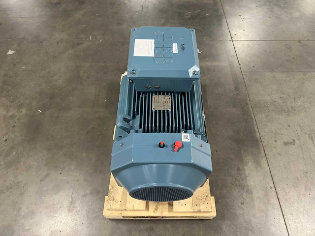 Abb - m3bp 225smb 4 - 3 fase elektromotor 45kw - afbeelding 6 van  8