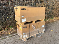 Abb - pvs-100-tl - 100kw (nieuwe) omvormer t.b.v. zonnepanelen (3-fase) - afbeelding 1 van  9