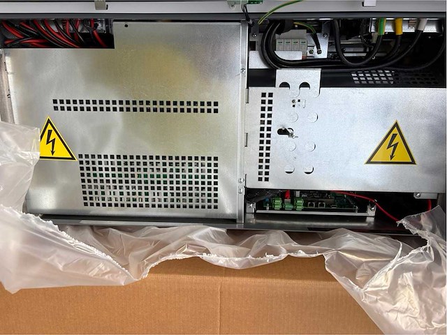 Abb - pvs-100-tl - 100kw (nieuwe) omvormer t.b.v. zonnepanelen (3-fase) - afbeelding 5 van  9