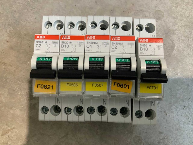 Abb - sn201m - contactor (5x) - afbeelding 1 van  1