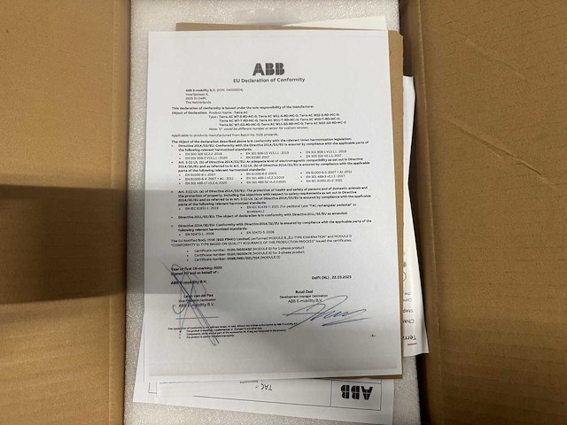 Abb - terra ac wall wallbox / laadpaal - afbeelding 8 van  10