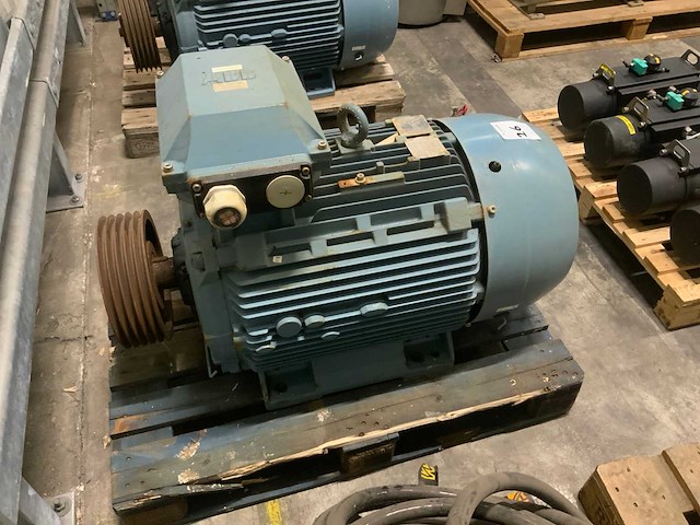 Abb aandrijfmotor - afbeelding 1 van  6