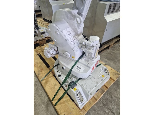 Abb ab - afbeelding 13 van  17