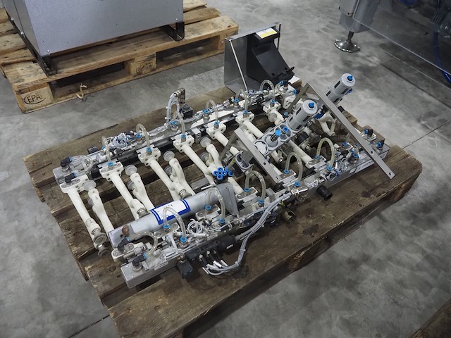 Abb ab - afbeelding 25 van  71