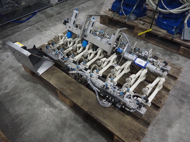 Abb ab - afbeelding 28 van  71