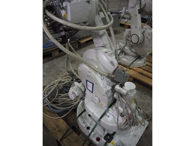 Abb ab - afbeelding 67 van  71