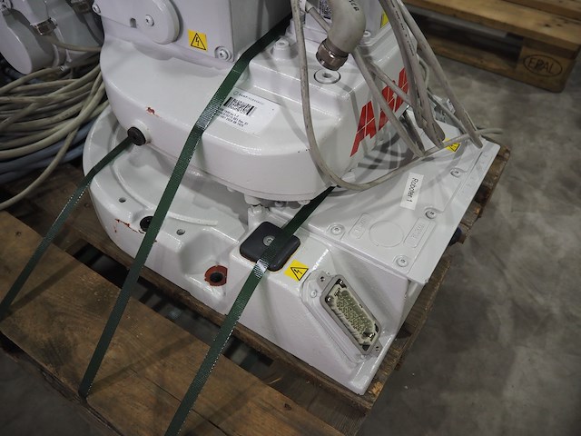 Abb ab - afbeelding 70 van  71