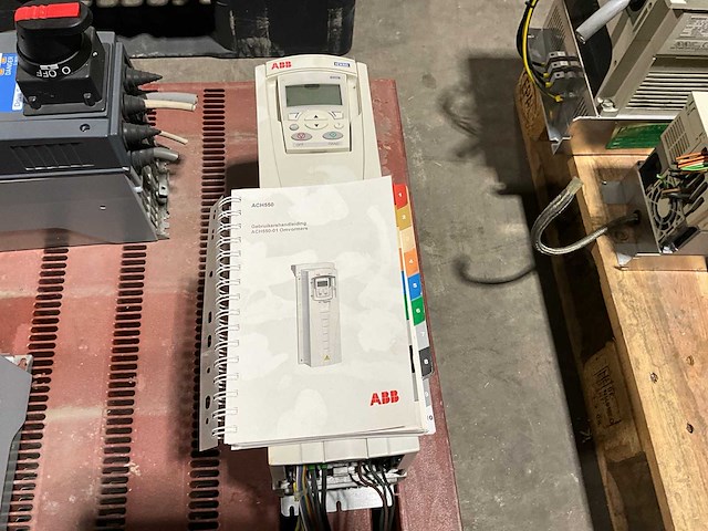 Abb ach550-01-015a-4 frequentieregelaar - afbeelding 1 van  5
