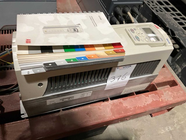 Abb ach550-01-015a-4 frequentieregelaar - afbeelding 3 van  5