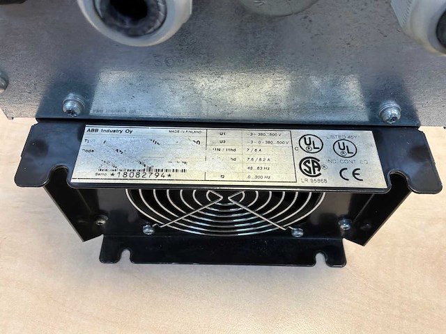 Abb acs 600 frequentieregelaar - afbeelding 2 van  3