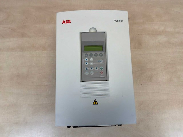 Abb acs 600 frequentieregelaar - afbeelding 1 van  2