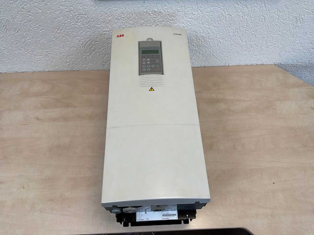 Abb acs 600 frequentieregelaar - afbeelding 1 van  2