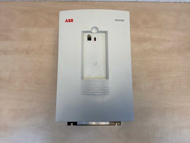 Abb acs 600 frequentieregelaar - afbeelding 1 van  3