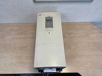 Abb acs 600 frequentieregelaar