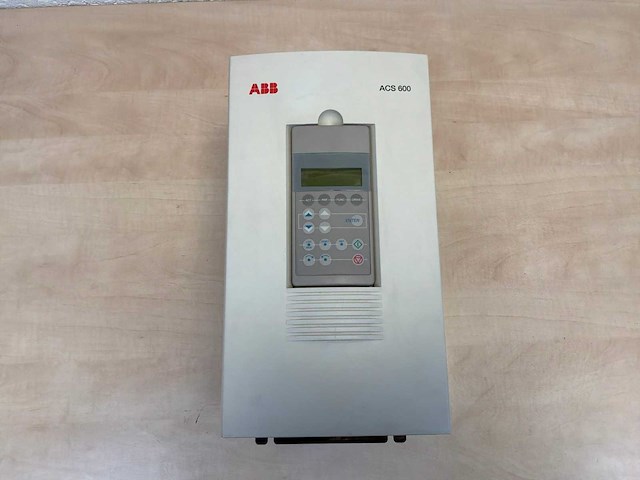 Abb acs 600 frequentieregelaar - afbeelding 1 van  2