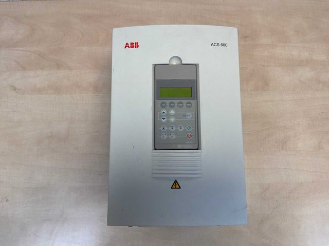 Abb acs 600 frequentieregelaar - afbeelding 1 van  2