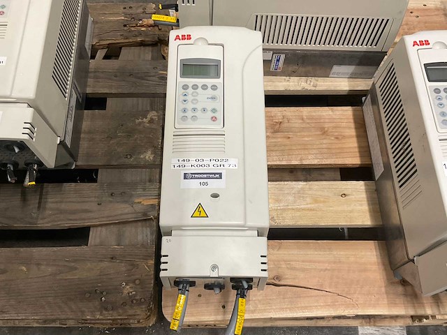 Abb acs800 frequentieregelaar - afbeelding 3 van  6