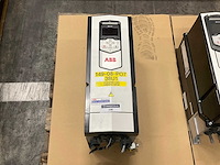 Abb acs880 frequentieregelaar - afbeelding 3 van  6