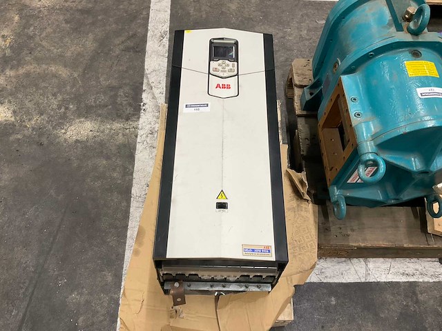 Abb acs880 frequentieregelaar - afbeelding 3 van  6