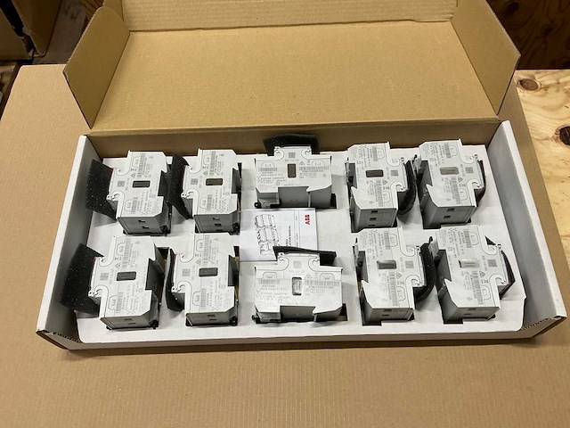 Abb b23 112-10e kwh meter (10x) - afbeelding 4 van  5