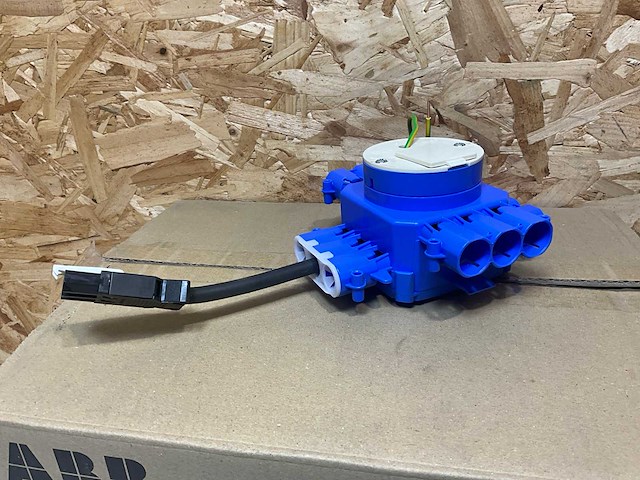 Abb centraaldoos voor holle plafonds (9x) - afbeelding 1 van  4