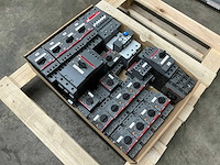 Abb divers schakelmateriaal - afbeelding 1 van  9