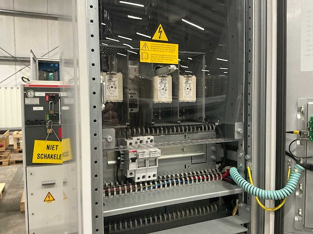 Abb doorstroom verdeelkast - afbeelding 3 van  9