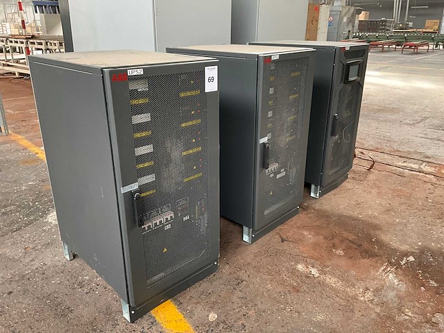 Abb dpa ups-systeem (3x) - afbeelding 1 van  9