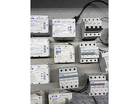 Abb, eaton - groepenkast componenten w.o. aardlekautomaten en hoofdschakelaars (28x) - afbeelding 3 van  7