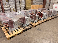 Abb / elatec middenspanningsschakelinstallatie, 16-veld, 12 kv, 1250 a - afbeelding 8 van  22