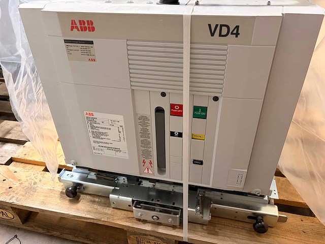 Abb / elatec middenspanningsschakelinstallatie, 16-veld, 12 kv, 1250 a - afbeelding 11 van  22