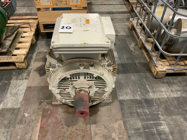Abb elektromotor - afbeelding 3 van  4