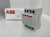 Abb esb63-40n-06 magneetschakelaar (22x) - afbeelding 1 van  10