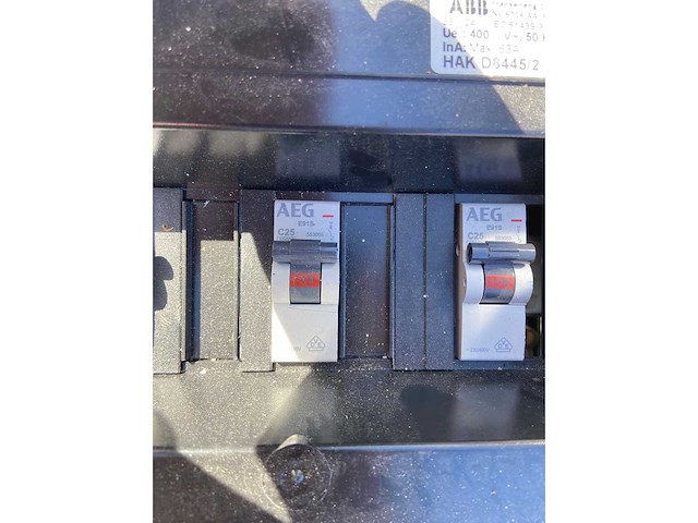 Abb hak d8445/2 groepenkast - afbeelding 3 van  3
