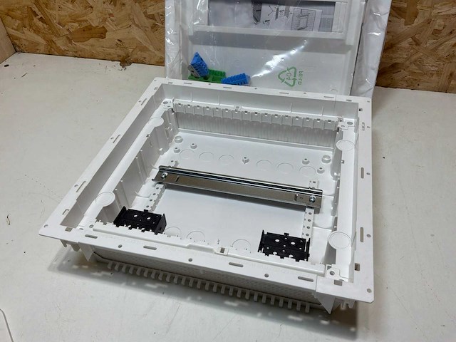 Abb inbouwverdeler met sierlijst (5x) - afbeelding 5 van  10