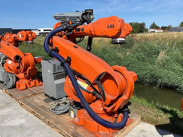 Abb irb6640 industriële robot - afbeelding 1 van  10
