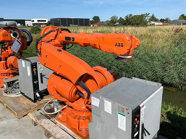 Abb irb6640 industriële robot - afbeelding 3 van  10