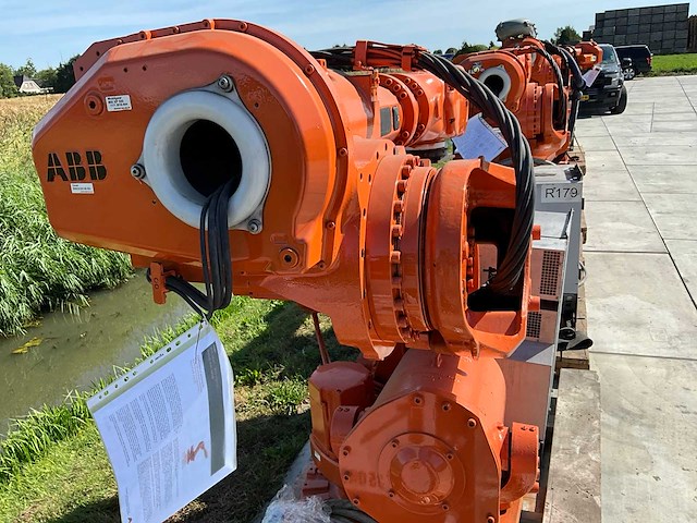 Abb irb6640 industriële robot - afbeelding 5 van  10