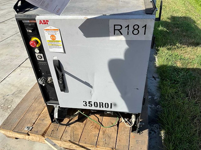 Abb irb6640 industriële robot - afbeelding 6 van  10