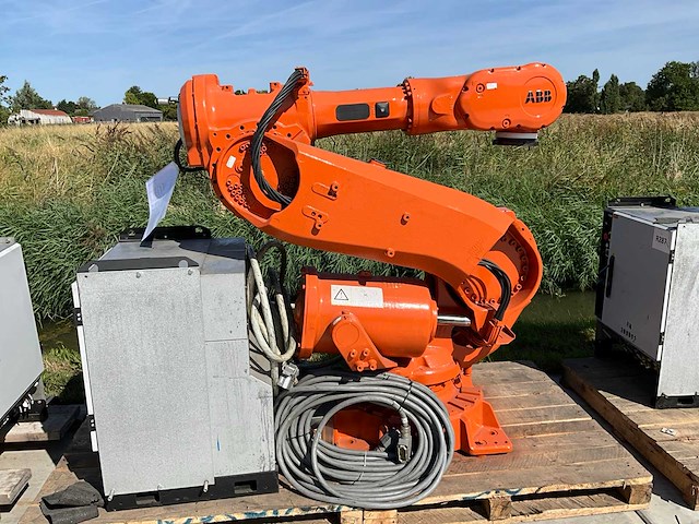 Abb irb6640 industriële robot - afbeelding 1 van  9