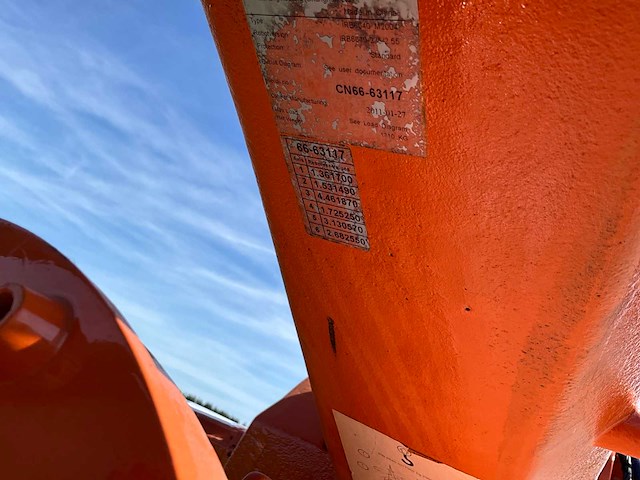 Abb irb6640 industriële robot - afbeelding 3 van  9