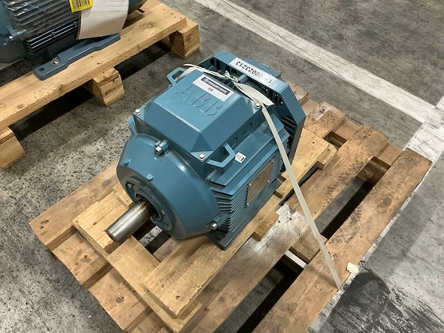 Abb m3aa 132 ma4 elektromotor - afbeelding 1 van  4
