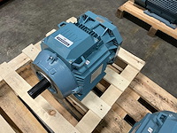 Abb m3aa 132 sc2 elektromotor - afbeelding 1 van  4